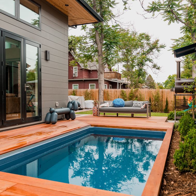 Concrete plunge pool